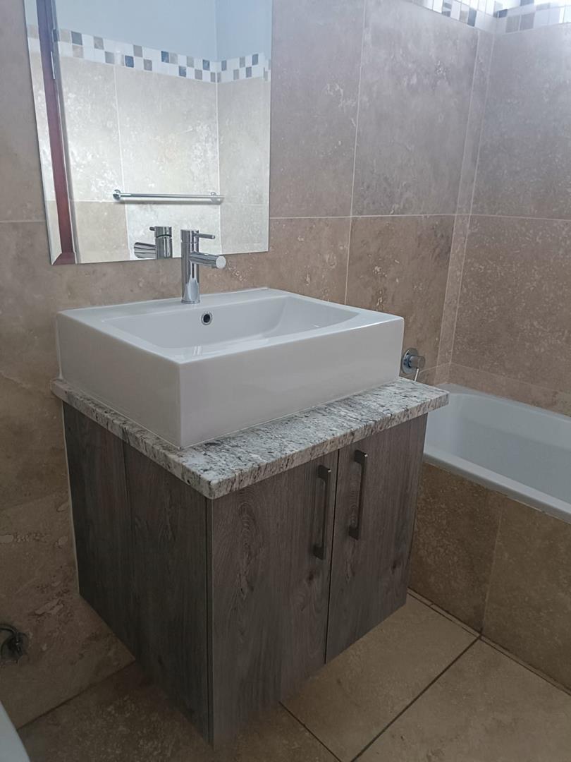 4 Bedroom Property for Sale in Waterkloof Gauteng