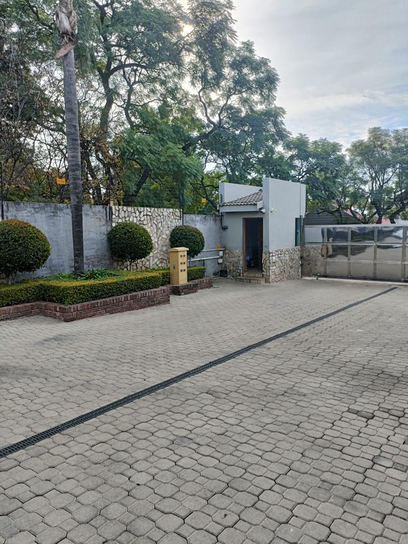 4 Bedroom Property for Sale in Waterkloof Gauteng