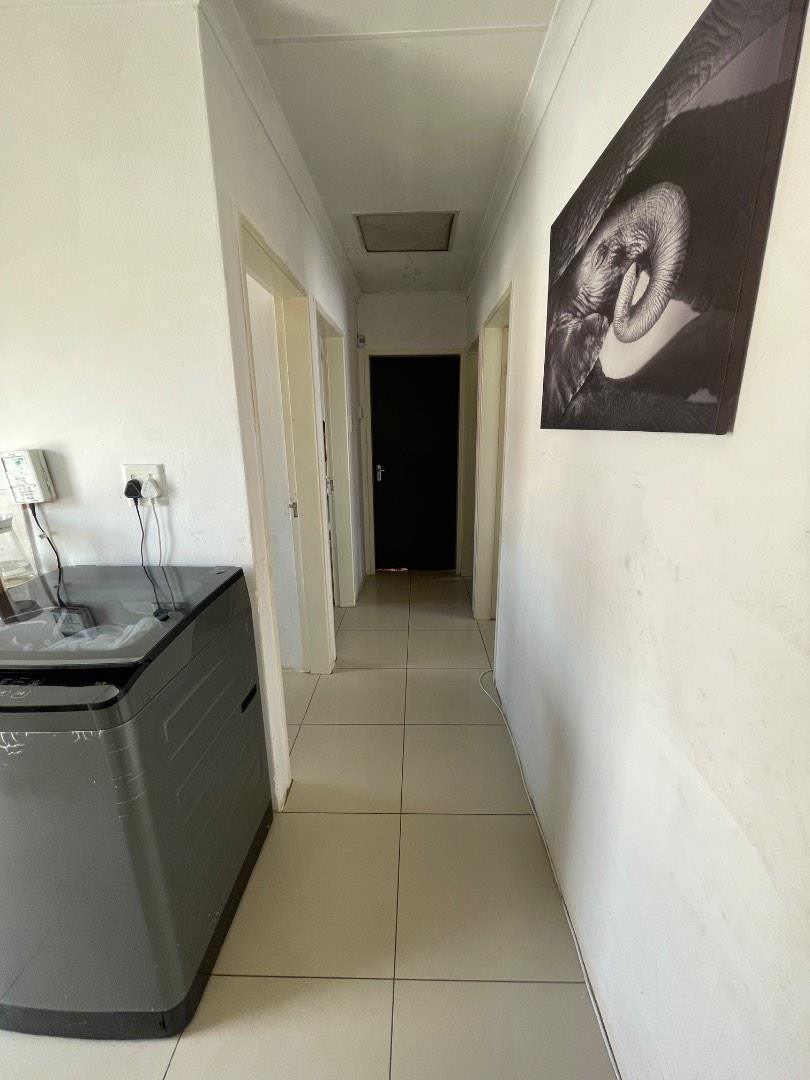 To Let 3 Bedroom Property for Rent in Groblerpark Gauteng