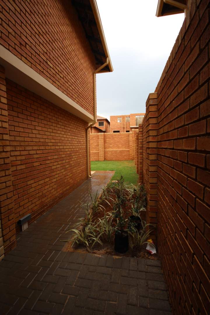 3 Bedroom Property for Sale in Olympus Gauteng