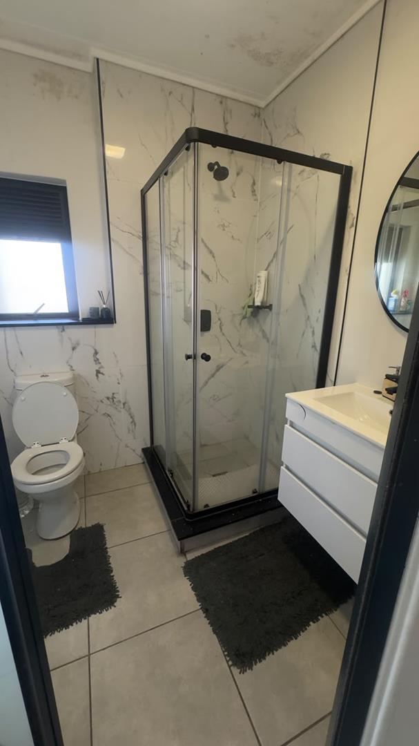 To Let 1 Bedroom Property for Rent in Waterfall Gauteng