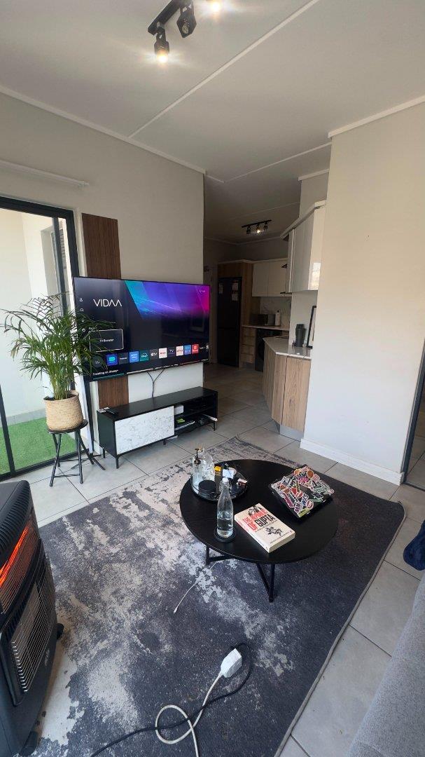 To Let 1 Bedroom Property for Rent in Waterfall Gauteng