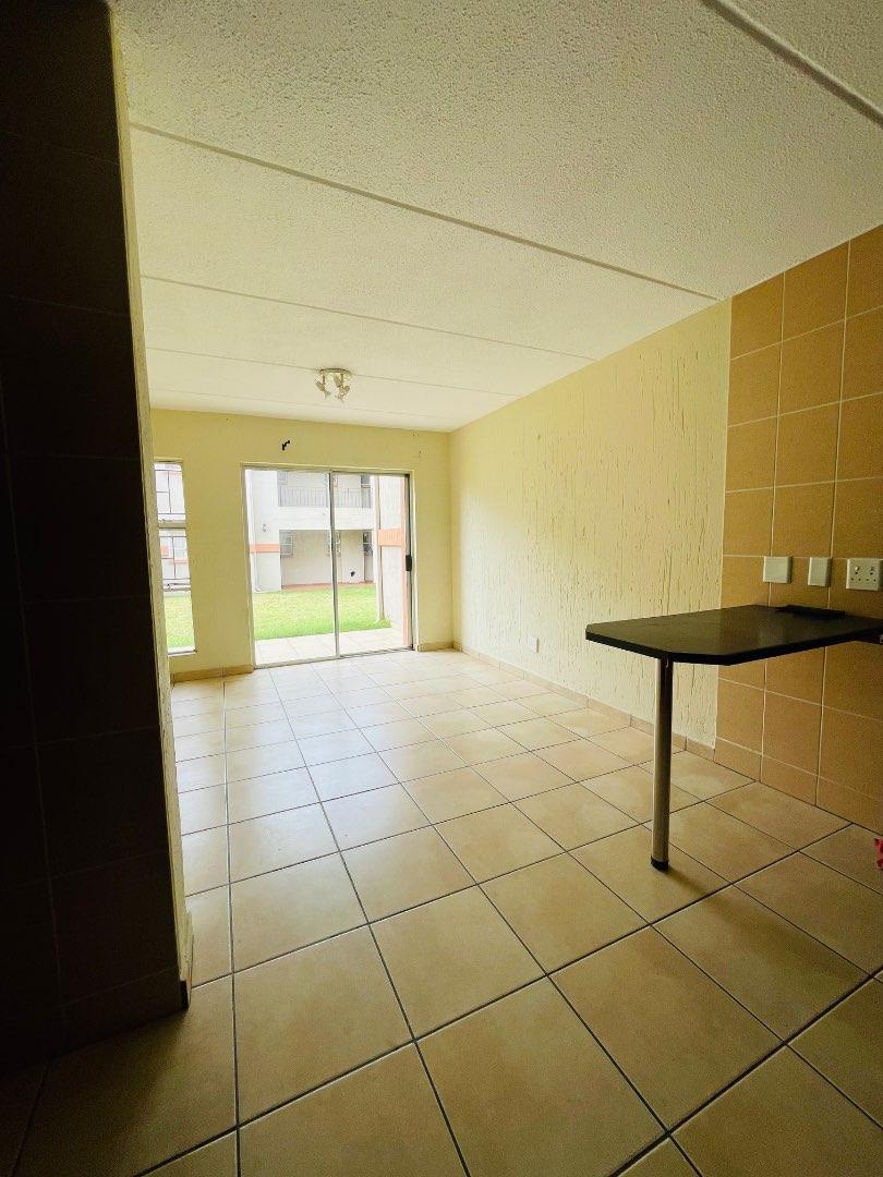 2 Bedroom Property for Sale in Aeroton Gauteng