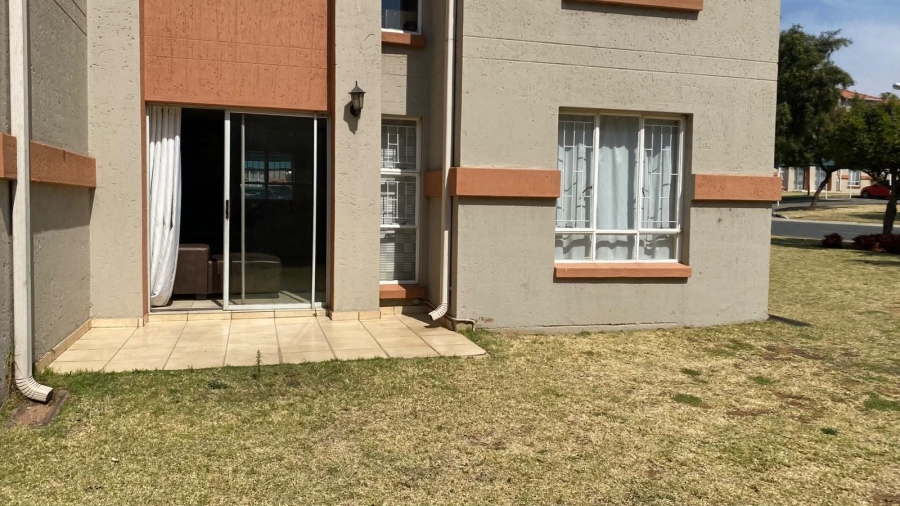2 Bedroom Property for Sale in Aeroton Gauteng