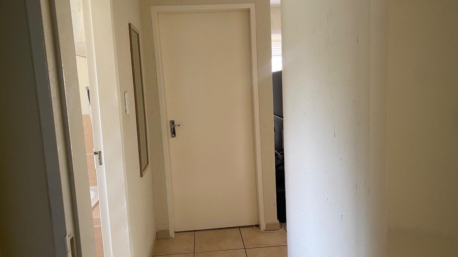 2 Bedroom Property for Sale in Aeroton Gauteng