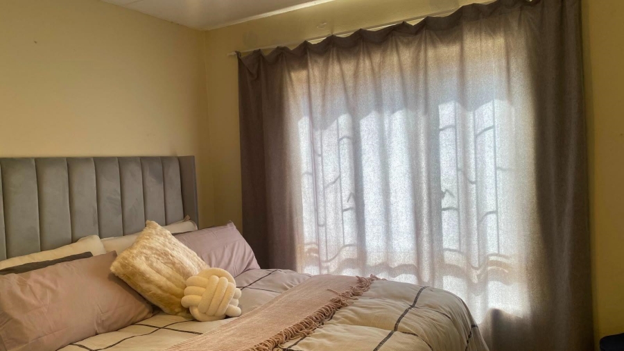 2 Bedroom Property for Sale in Aeroton Gauteng
