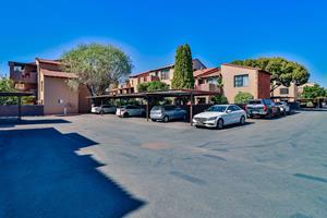 To Let 3 Bedroom Property for Rent in Lakefield Gauteng