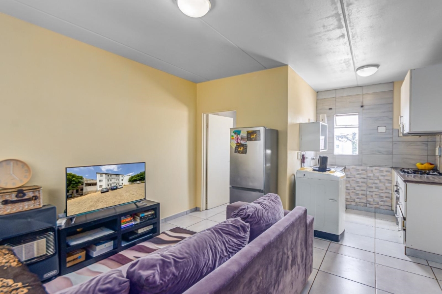 2 Bedroom Property for Sale in Fleurhof Gauteng