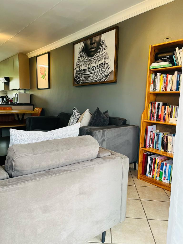2 Bedroom Property for Sale in Silver Lakes Gauteng