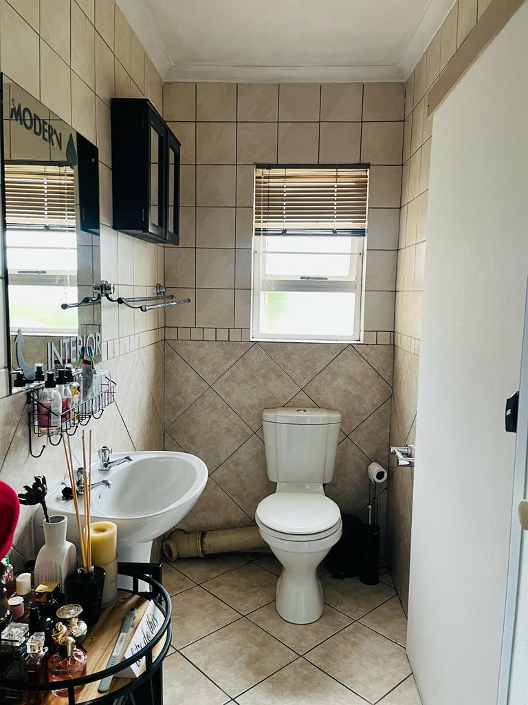 2 Bedroom Property for Sale in Silver Lakes Gauteng