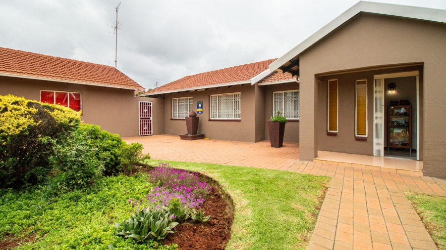 4 Bedroom Property for Sale in Bakerton Gauteng