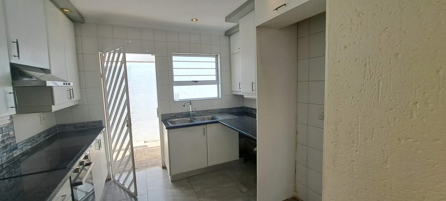 3 Bedroom Property for Sale in Morningside Gauteng