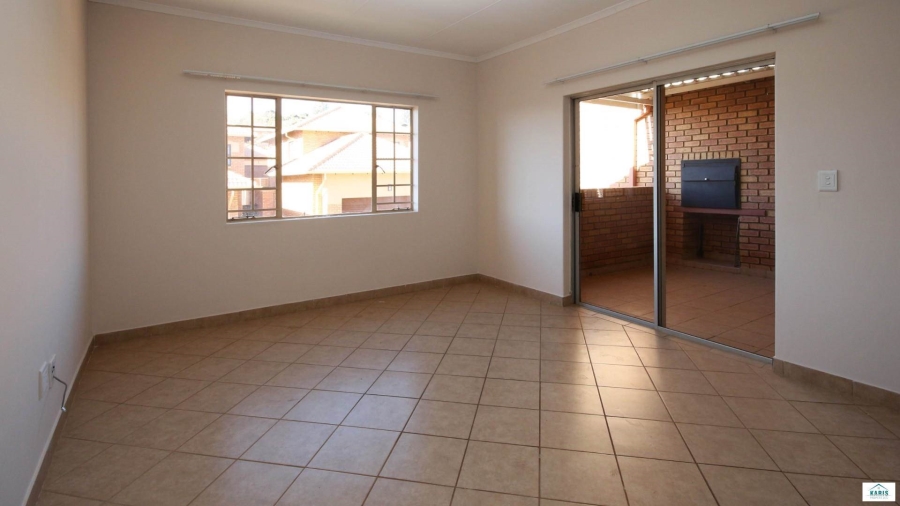 2 Bedroom Property for Sale in Olympus AH Gauteng