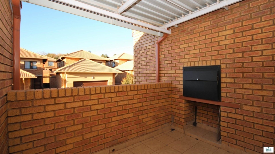 2 Bedroom Property for Sale in Olympus AH Gauteng