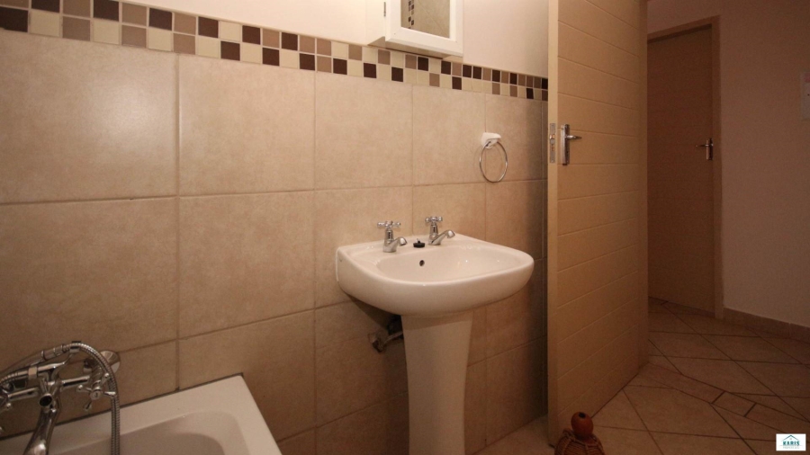 2 Bedroom Property for Sale in Olympus AH Gauteng