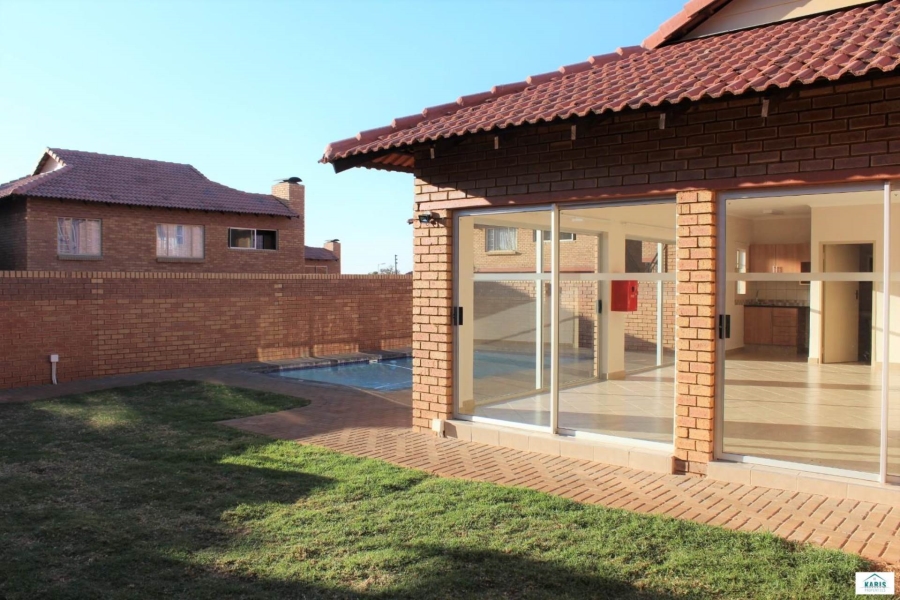 2 Bedroom Property for Sale in Olympus AH Gauteng