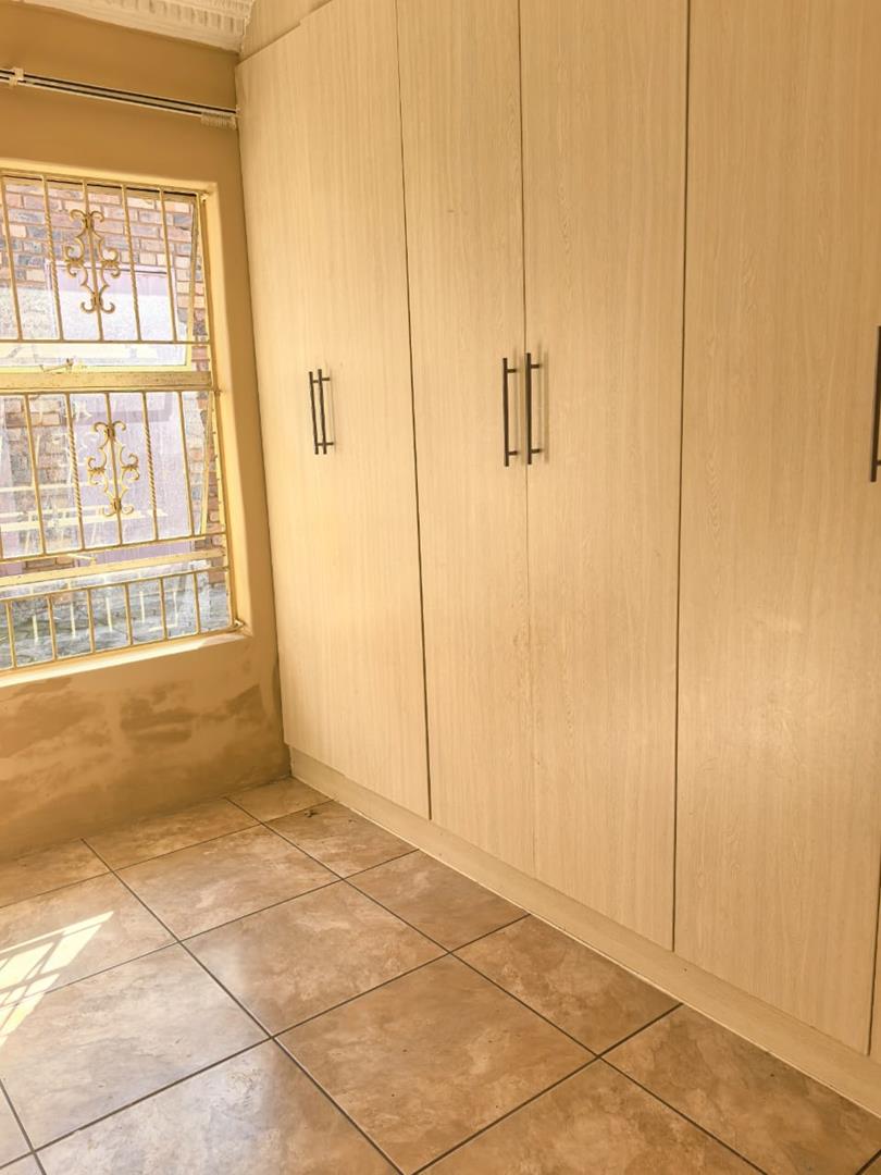 4 Bedroom Property for Sale in Soshanguve K Gauteng