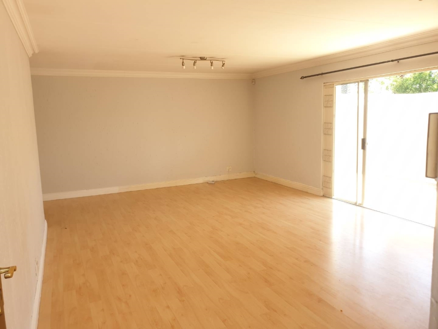 To Let 3 Bedroom Property for Rent in Morningside Gauteng