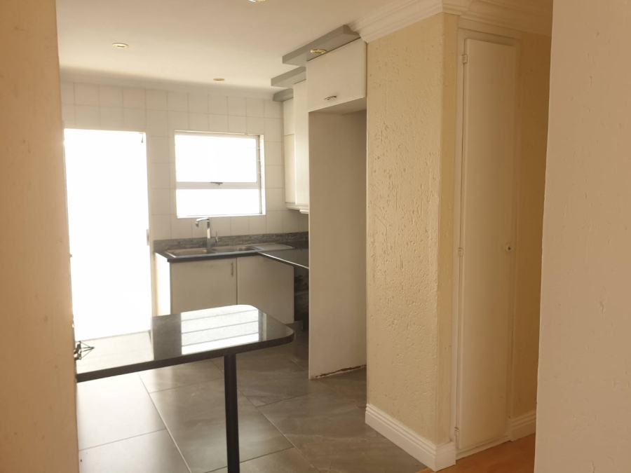 To Let 3 Bedroom Property for Rent in Morningside Gauteng