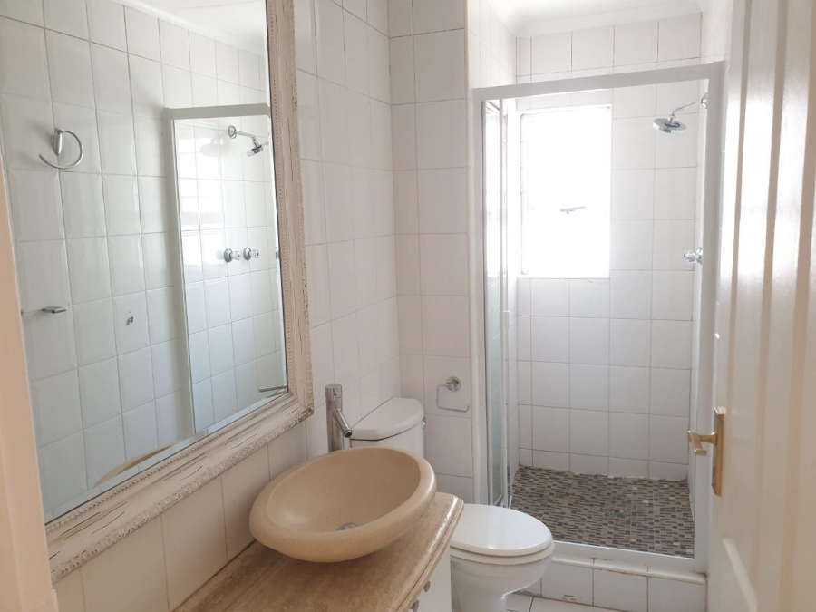 To Let 3 Bedroom Property for Rent in Morningside Gauteng