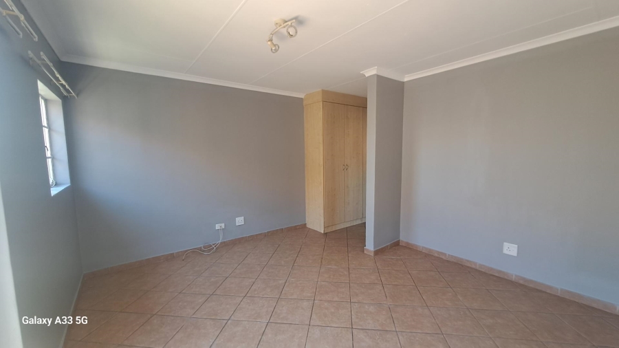 To Let 0 Bedroom Property for Rent in Buccleuch Gauteng