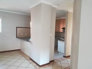 2 Bedroom Property for Sale in Die Hoewes Gauteng