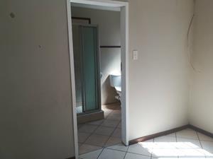 2 Bedroom Property for Sale in Die Hoewes Gauteng