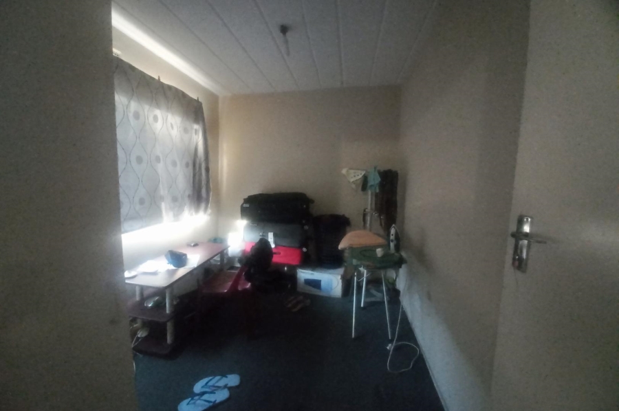 2 Bedroom Property for Sale in Glen Marais Gauteng