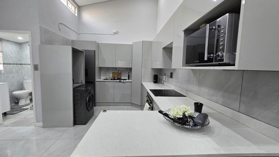 3 Bedroom Property for Sale in Meyersdal Gauteng