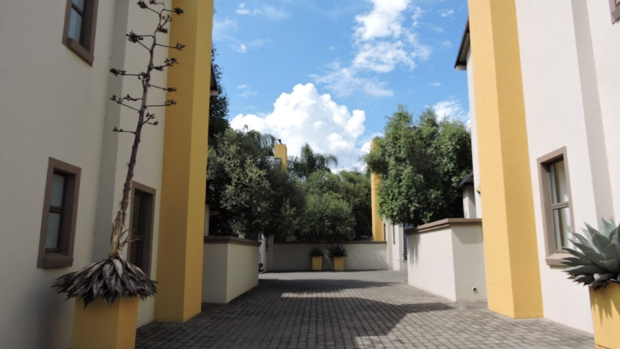 To Let 3 Bedroom Property for Rent in Brooklyn Gauteng