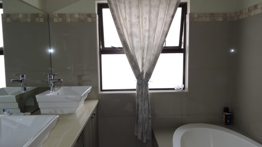 To Let 3 Bedroom Property for Rent in Brooklyn Gauteng