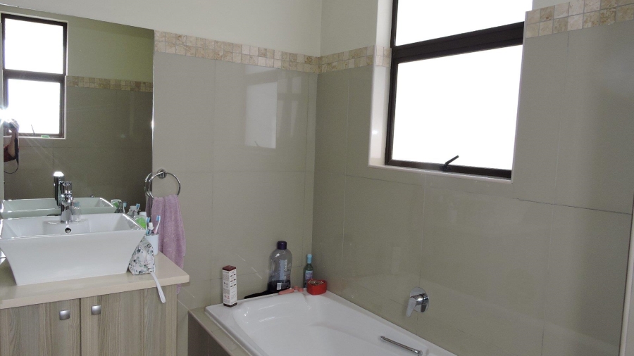 To Let 3 Bedroom Property for Rent in Brooklyn Gauteng