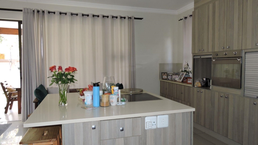 To Let 3 Bedroom Property for Rent in Brooklyn Gauteng