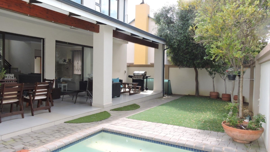 To Let 3 Bedroom Property for Rent in Brooklyn Gauteng
