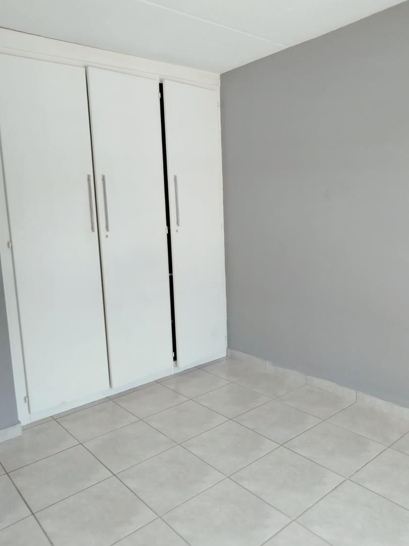 3 Bedroom Property for Sale in Weltevreden Park Gauteng
