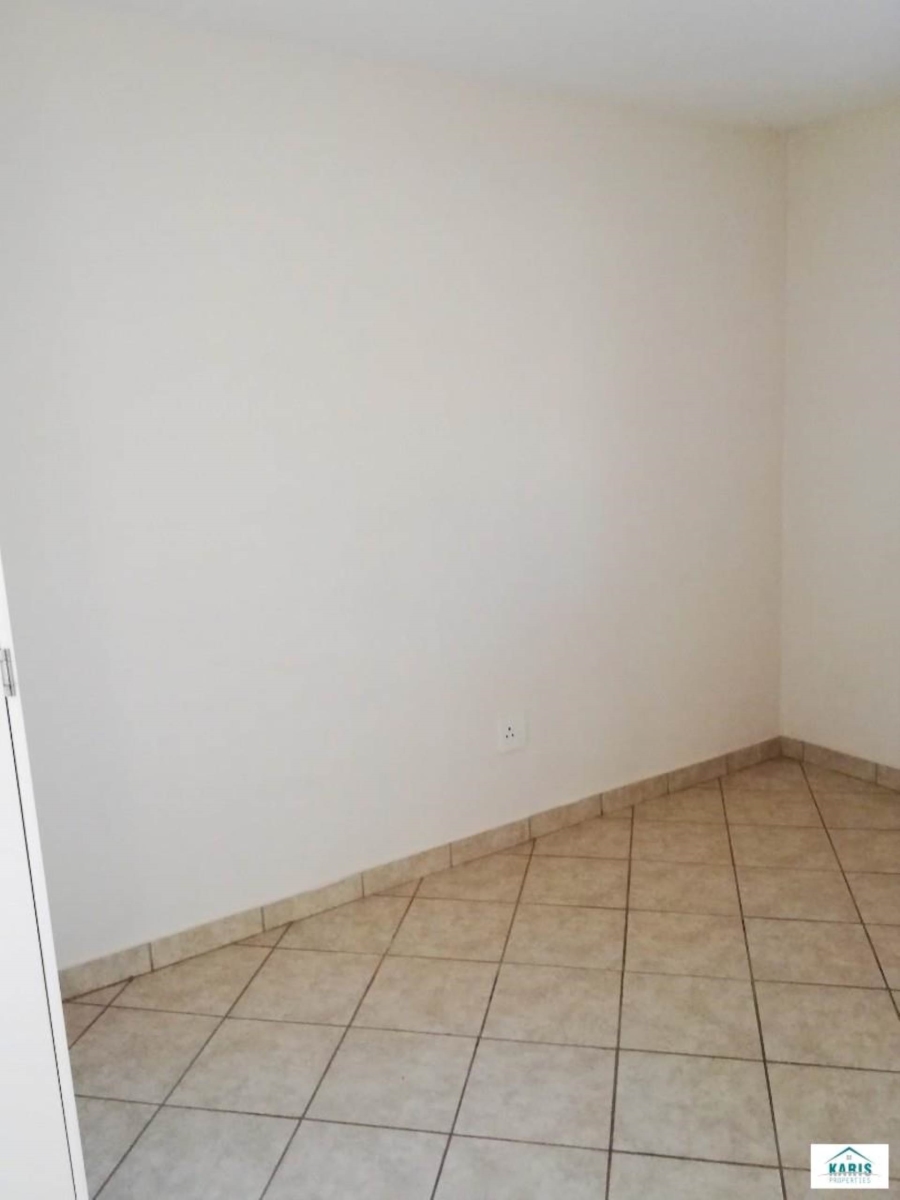 To Let 2 Bedroom Property for Rent in Elardus Park Gauteng