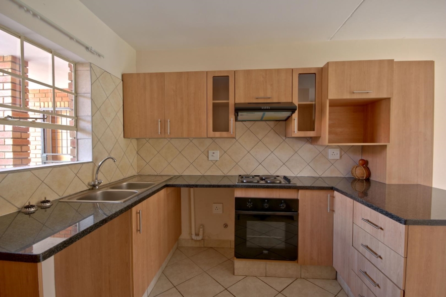 To Let 2 Bedroom Property for Rent in Elardus Park Gauteng