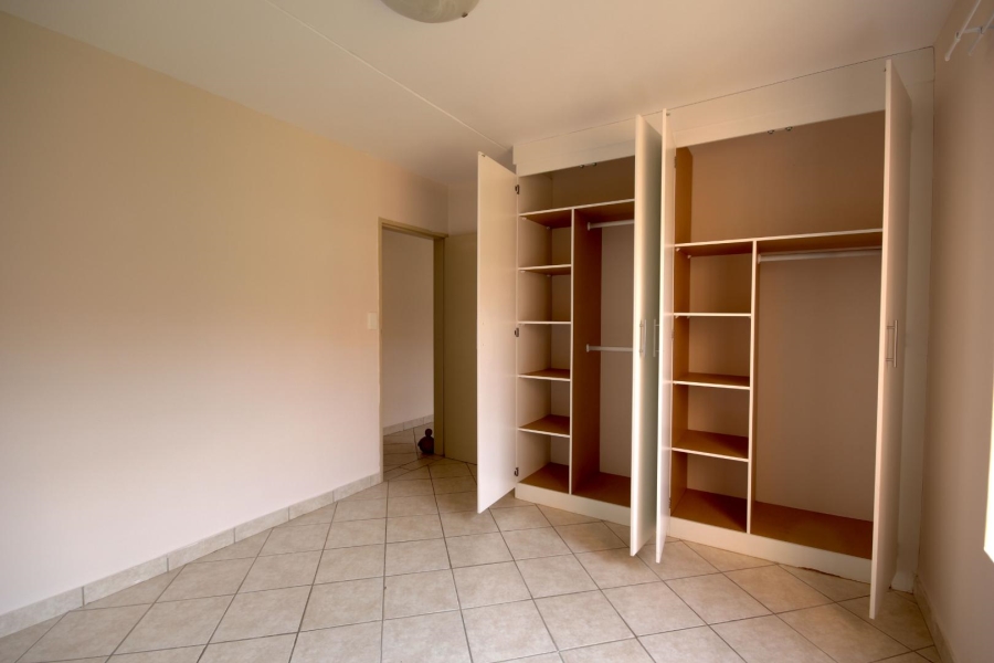 To Let 2 Bedroom Property for Rent in Elardus Park Gauteng