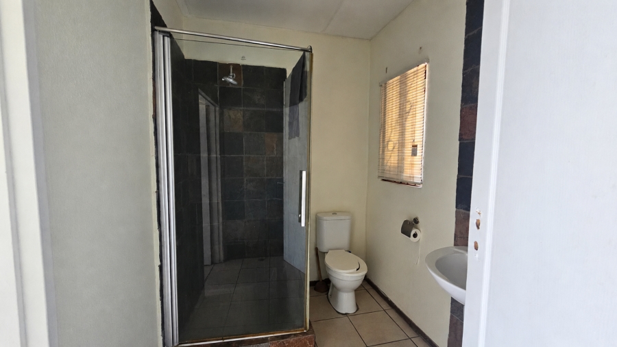 2 Bedroom Property for Sale in Honeydew Gauteng
