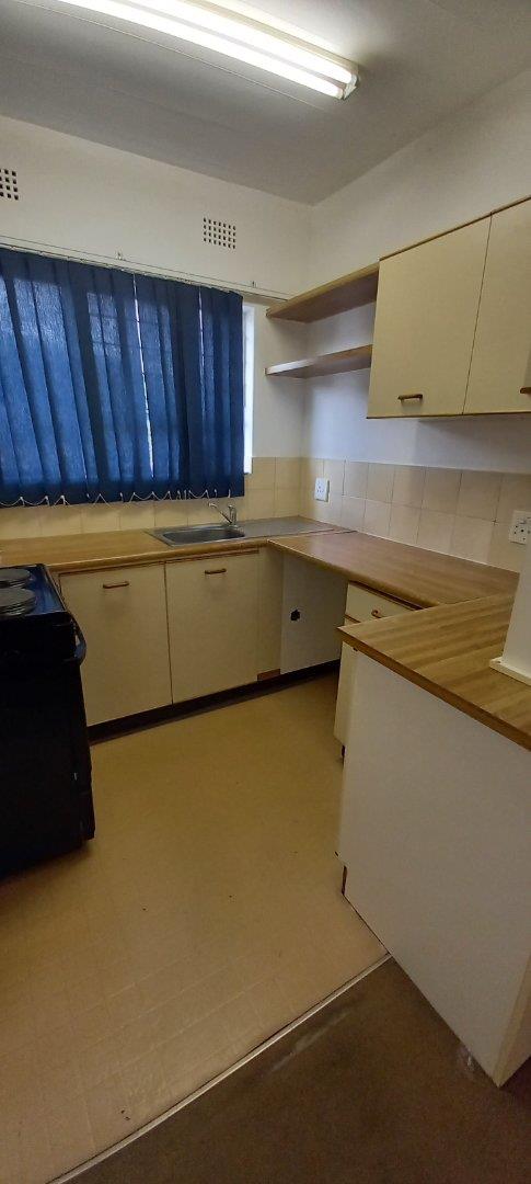 To Let 1 Bedroom Property for Rent in Corlett Gardens Gauteng