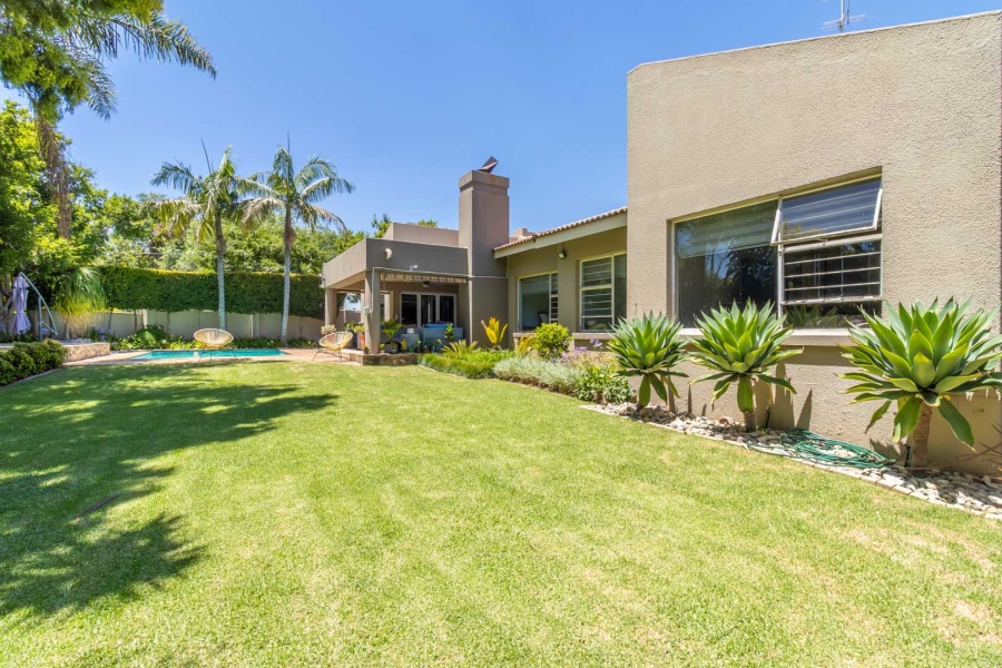 4 Bedroom Property for Sale in Hurlingham Manor Gauteng