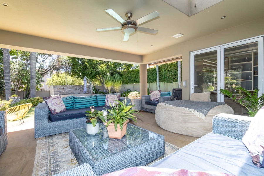 4 Bedroom Property for Sale in Hurlingham Manor Gauteng