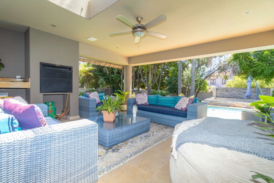 4 Bedroom Property for Sale in Hurlingham Manor Gauteng