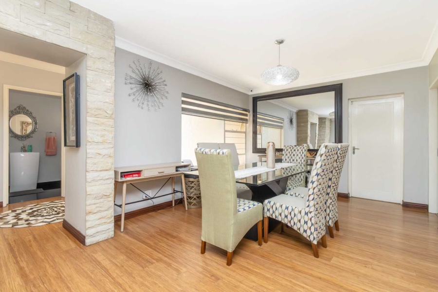 4 Bedroom Property for Sale in Hurlingham Manor Gauteng