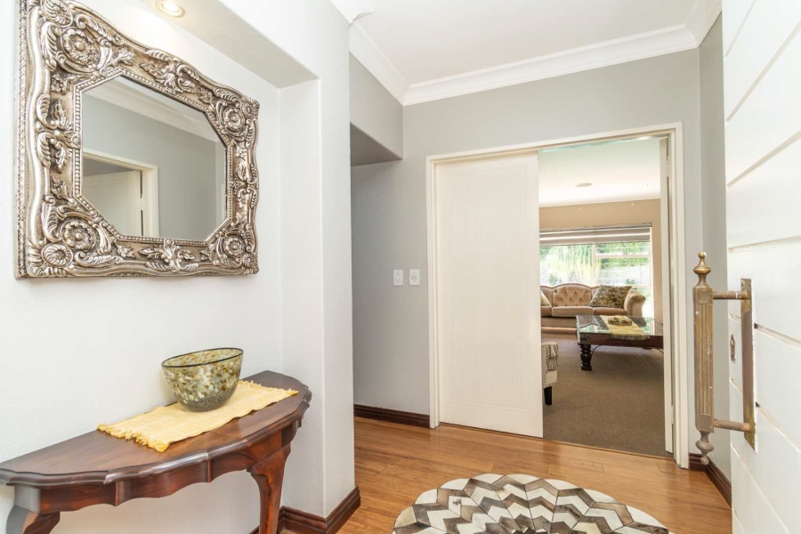 4 Bedroom Property for Sale in Hurlingham Manor Gauteng