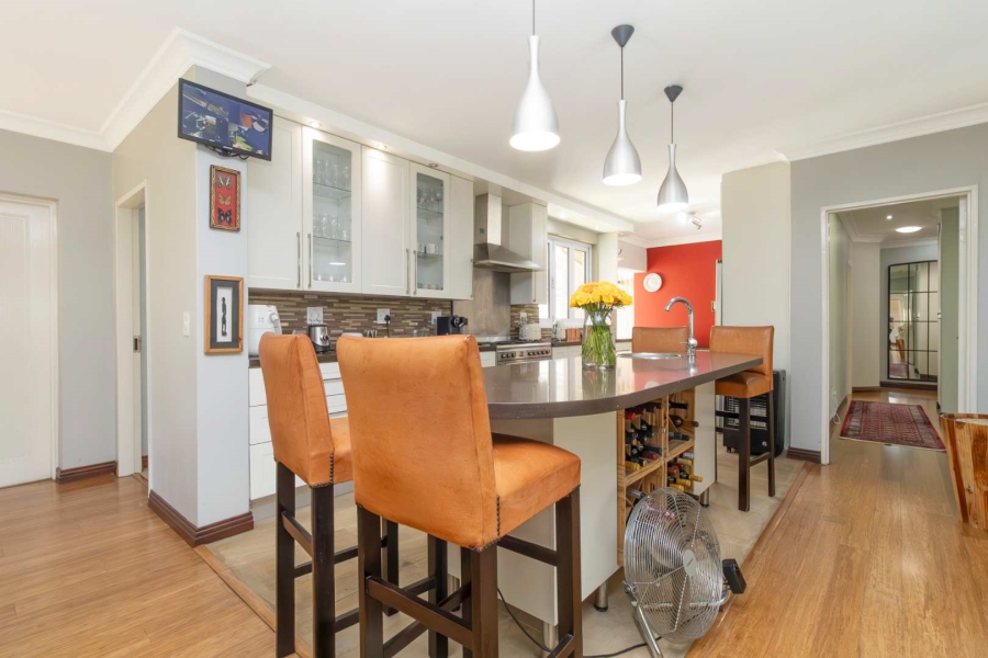 4 Bedroom Property for Sale in Hurlingham Manor Gauteng