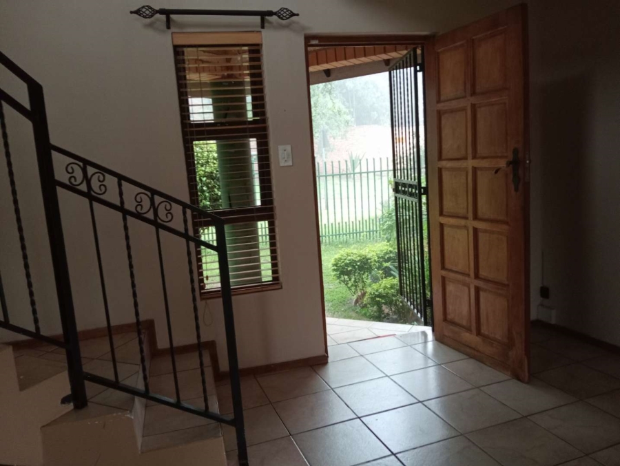 To Let 4 Bedroom Property for Rent in Erasmuskloof Gauteng