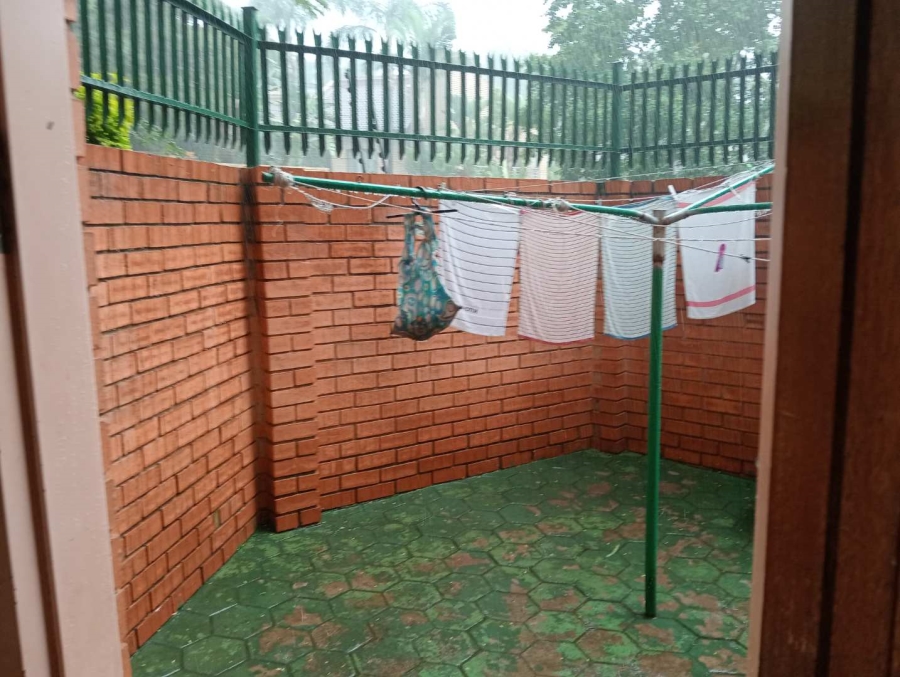 To Let 4 Bedroom Property for Rent in Erasmuskloof Gauteng