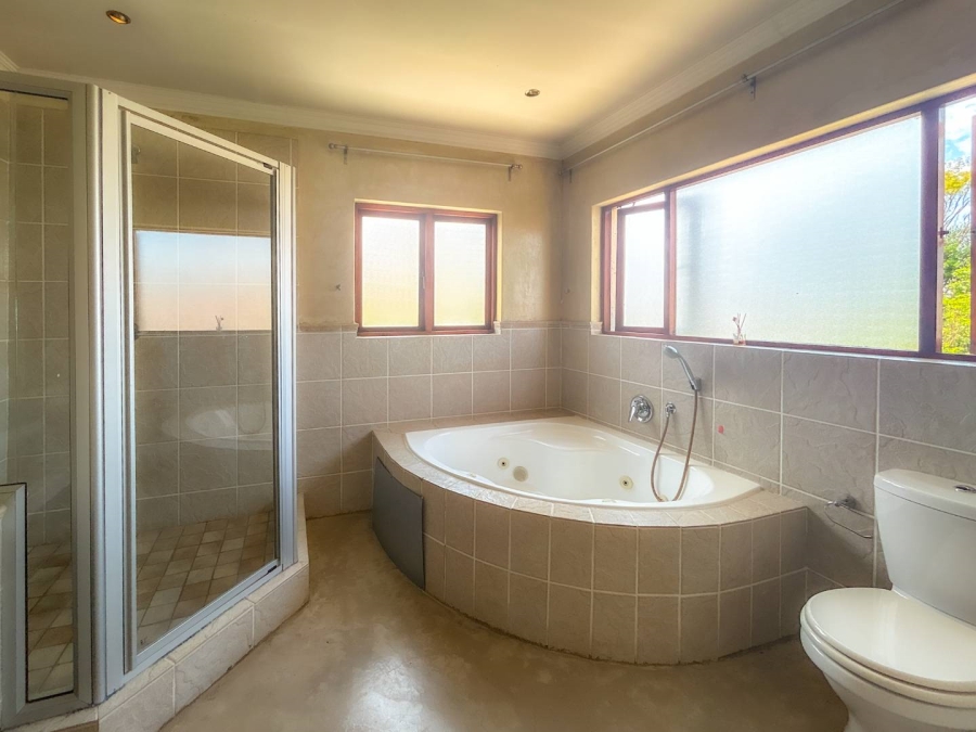 3 Bedroom Property for Sale in Broadacres Gauteng