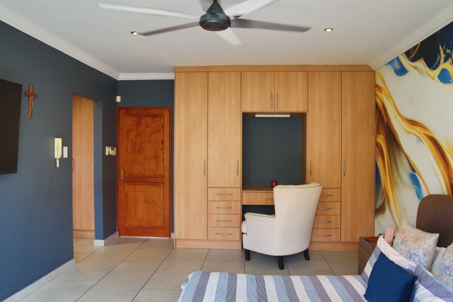 3 Bedroom Property for Sale in Broadacres Gauteng